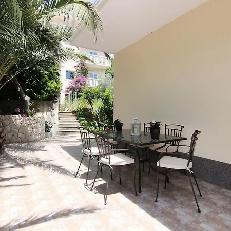 Lu Apartament